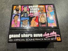 Grand Theft Auto Vice City Official Soundtrack Box Set 7-CD *käytetty*