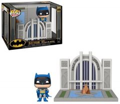 POP! Town: Batman 80 Years - Batman with the Hall of Justice #09